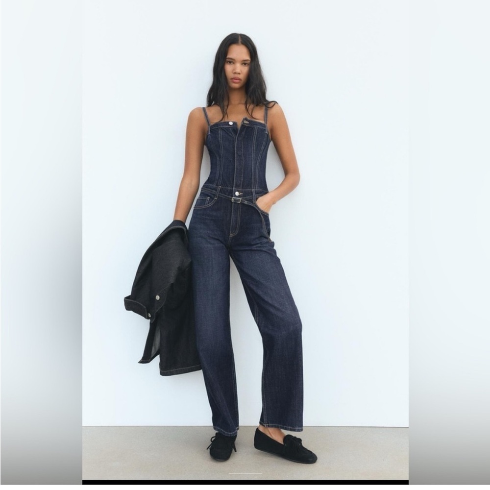 NEW ! ZARA denim jumpsuit size XS and S
🚨firm price no discount - Picture 3 of 16